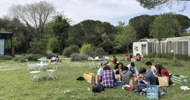 Un cestino in Giardino: picnic di settembre